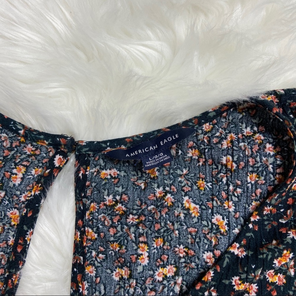 American Eagle floral fall romper - Picture 3 of 8